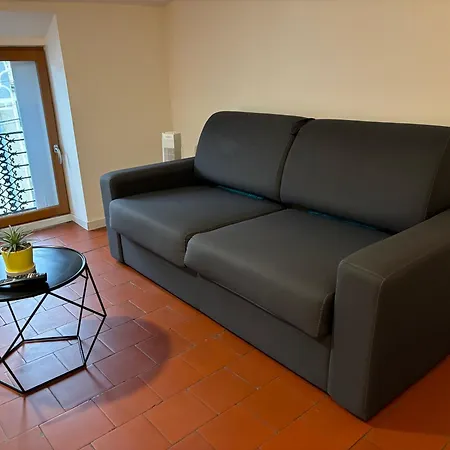 Apartment Fraichement Renove, Spacieux, Quartier Calme, Le Cocon De Lena