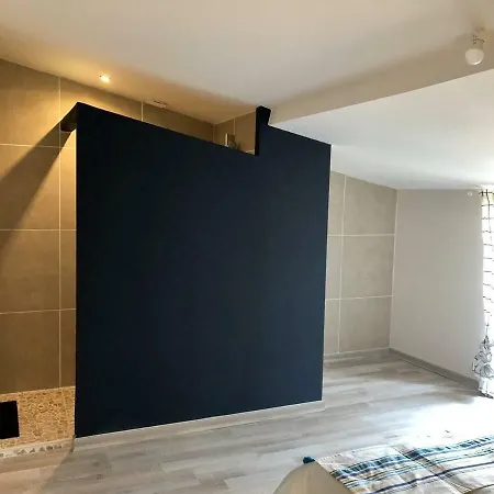 Fraichement Renove, Spacieux, Quartier Calme, Le Cocon De Lena *