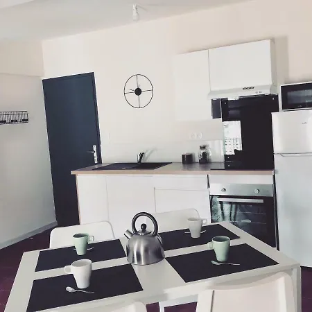 Apartment Fraichement Renove, Spacieux, Quartier Calme, Le Cocon De Lena Carcassonne