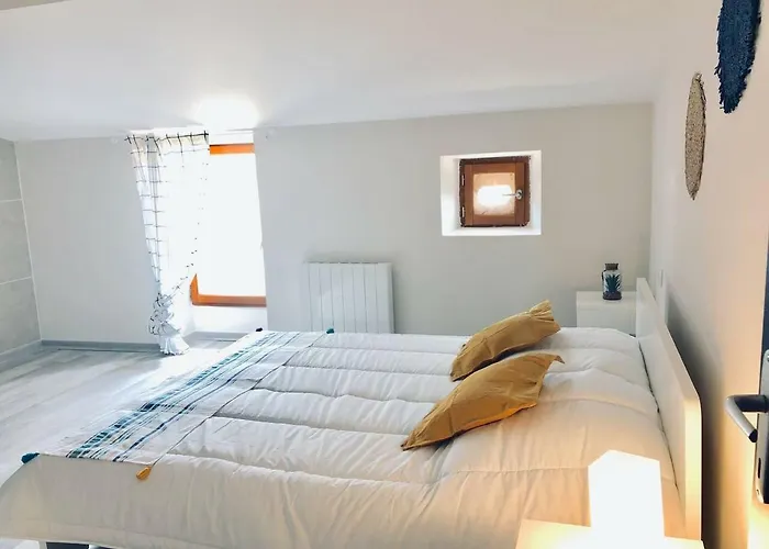 Fraichement Renove, Spacieux, Quartier Calme, Le Cocon De Lena Apartament Carcassonne